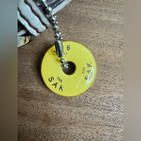 Vintage 90’s The Sak Leather Ivory Floral Lined Adjustable Strap Shoulder Bag - Picture 5 of 15